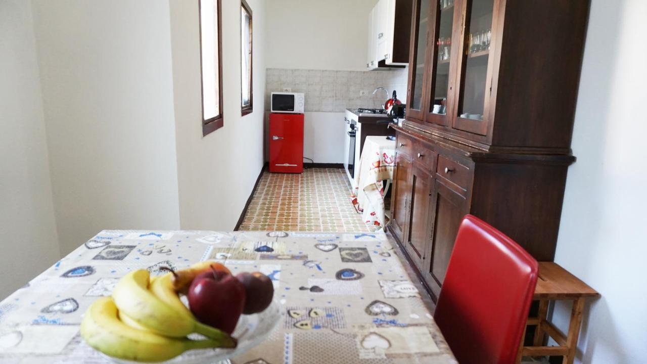 La Corte Di Santa Croce ボーザ エクステリア 写真